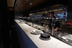 O navio conta com uma churrascaria, a Butcher's Cut - vista nessa foto e outros três restaurantes temáticos
