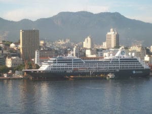 Azamara têm tarifas especiais para viajantes desacompanhados