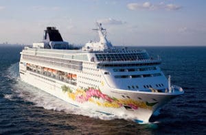 Norwegian Sky realiza mini-cruzeiros desde Miami