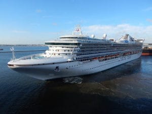 Princess Cruises comemora 50 anos com chocolate a bordo