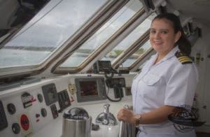 Celebrity apresenta primeira mulher a capitanear um cruzeiro nas Galápagos