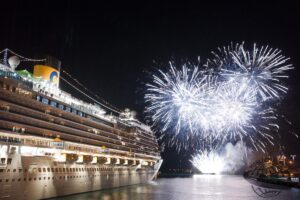 Seis navios de cruzeiro estarão em Copacabana para queima de fogos