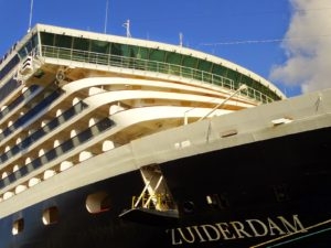 Após parada em Salvador, Zuiderdam parte para a Namíbia
