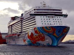 NCL permite adiar pagamento para novas reservas